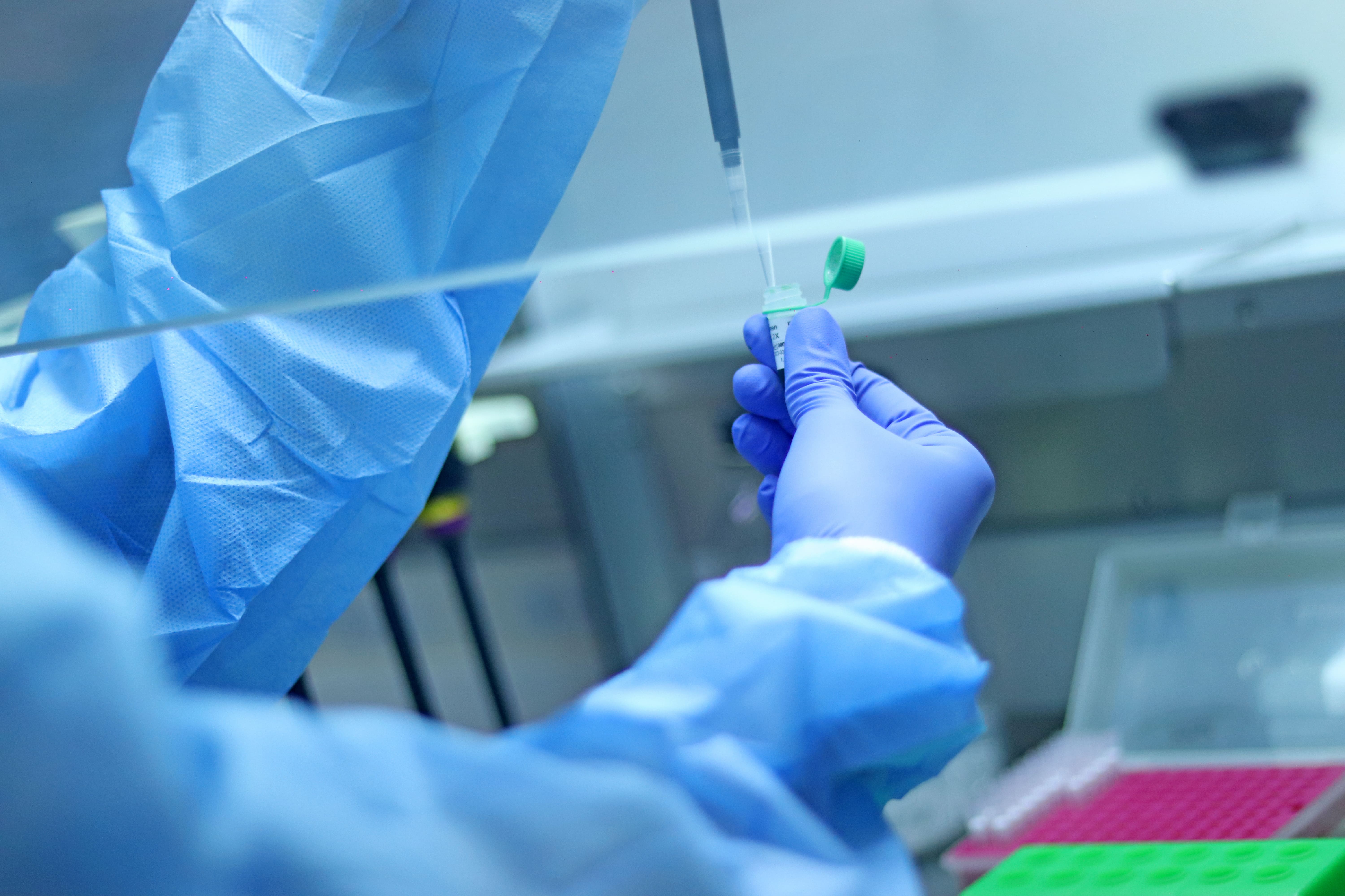 AOAC Performance Tested Certificate No. 081401 AOAC® Performance TestedSM Certificate No. 081401 DuPont™ BAX® System Real-time PCR Assay for Genus Listeria.
